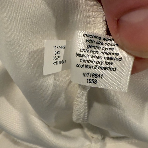 NWOT Lane Bryant Relaxed Snap Button-Front Knit White Top Size 18/20. - Picture 8 of 8